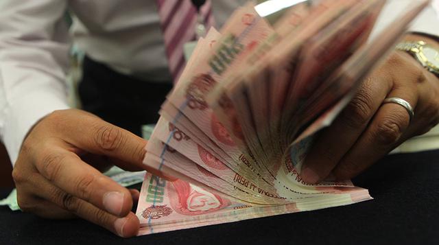 4.- Proponen amnistía para que los peruanos que tienen dinero fuera del país y no han pagado impuestos, traigan esos capitales al país.