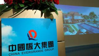 Endeudada inmobiliaria china Evergrande promete entregar casas