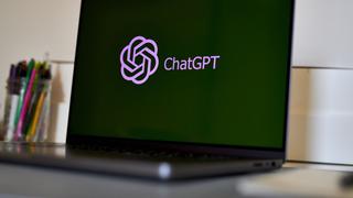 Chat GPT v4 y el ejercicio del Derecho como actividad profesional