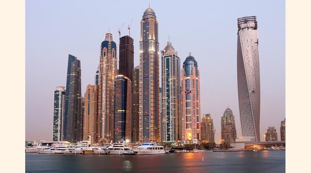 Princess Tower (Dubái). Es el segundo edificio más alto de la ciudad, con 150,000 m2 construidos y 101 pisos, que albergan una zona de tiendas, gimnasio, salas de billar y sauna. (foto: Bloomberg)