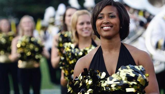 FOTO 42 | Dakota del Sur - Universidad de Augustana

FOTO 43 | Tennessee - Universidad de Vanderbilt. Costos de matrícula, alojamiento, comida y otros costos, 2016-17: US$ 64,654. Precio promedio pagado por un estudiante con ayuda / beca, 2015-2016: US$ 23,150. Ubicación: Nashville, TN. Sector: privado sin fines de lucro. Número de estudiantes: 12,587. (Foto: Chris Graythen/Getty Images)