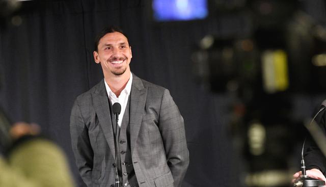 Zlatan Ibrahimovic genera 200 mil dólares por cada post en Instagram. (Foto: AFP)