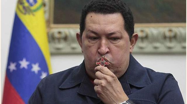 El 8 de diciembre del 2012, Hugo Chávez anunció una recaída en su cáncer y nombró a Nicolás Maduro como su sucesor. (Foto: Reuters)