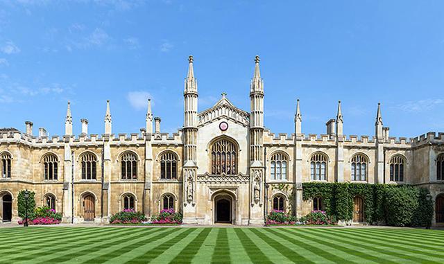 FOTO 4 | Universidad de Cambridge - Reino Unido - Puesto 3