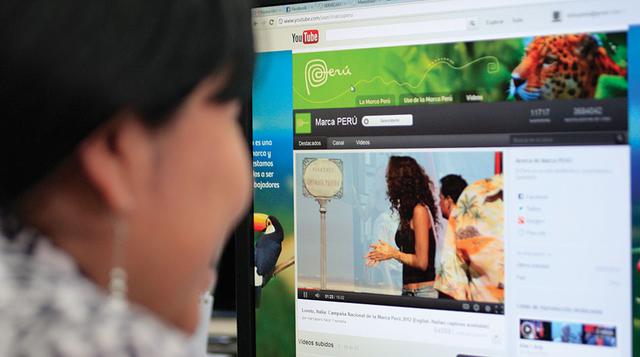 2.       Pero, ¿cuáles son los factores que influyen en la decisión de los peruanos antes de ver una película? Pues 7 de cada 10 peruanos asegura que el trailer es lo que más influye al elegir una película. El trailer es su primer contacto con la película