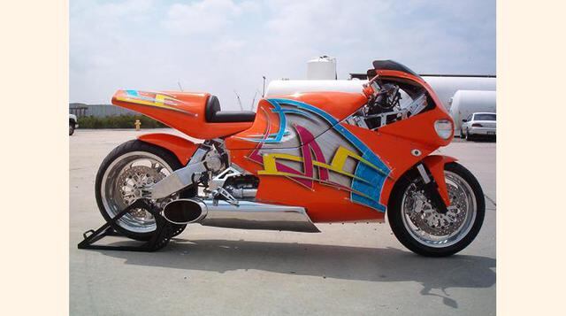 La MTT Turbine Superbike es impulsada por un mega poderoso motor de turbina de gas “Rolls Royce Allison”. Su precio es US$ 155,000. (Foto: megarricos)