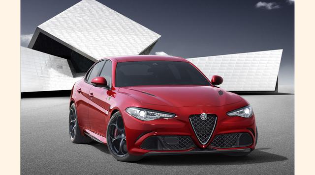 El Giulia cuenta con un motor Ferrari V6 biturbo de 3.0 L capaz de desarrollar 510 CV y acelerar de 0 a 100 km/h en 3.9 segundos. (Foto: Alfa Romeo)