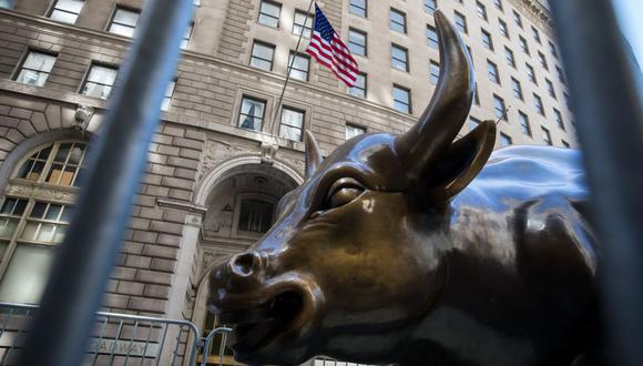 La estatua del toro se encuentra cerca de la Bolsa de Valores de Nueva York (NYSE) en Nueva York, EE. UU., el miércoles 17 de junio de 2020. Fotógrafo: Michael Nagle/Bloomberg