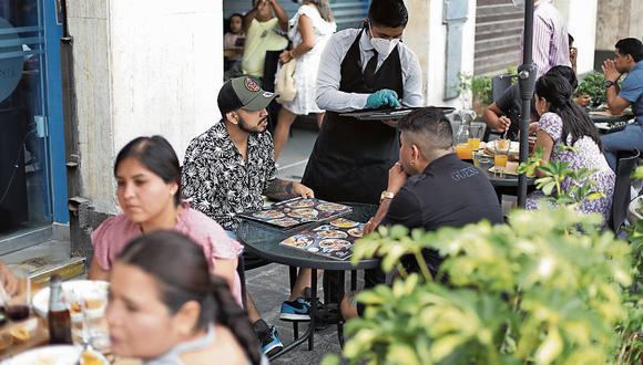 Proyección. Ventas de restaurantes en locales crecerá hasta 40% este domingo vs. el 2019, estimaron. (Fotos: Julio Reaño/@photo.gec)