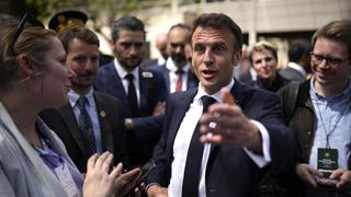 Emmanuel Macron siembra reconciliación y recoge caceroladas