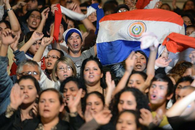 FOTO 3 | Por su parte, Paraguay tiene el 57% de porcentaje de mujeres en el mercado laboral de Sudamérica. (Foto: AFP)