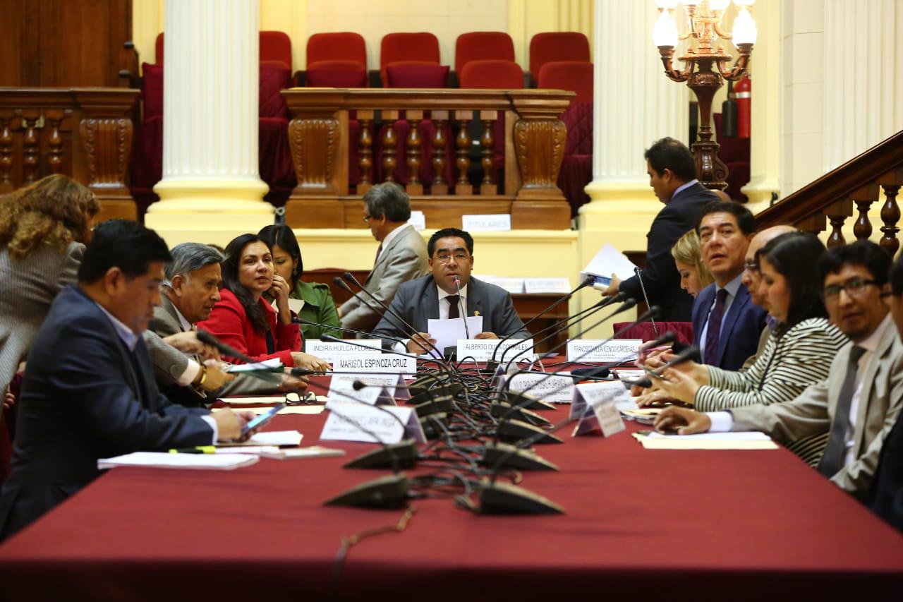 El presidente de la Comisión de Justicia, Alberto Oliva, lamentó que recién el día de hoy se pueda discutir este tema tras lo ocurrido el viernes. (Video: Canal N / Foto: Congreso)
