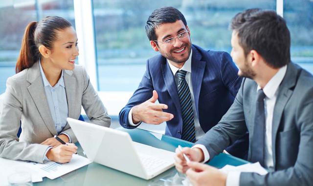 Si quieres mantener a tus empleados motivados debes centrarte en mejorar los denominados factores de satisfacción o motivación: