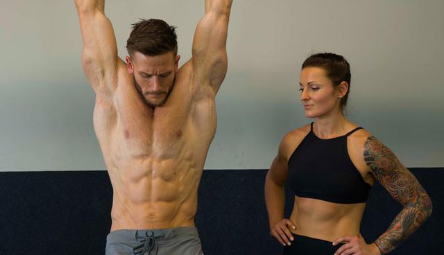 Foto 8 | Six Pack Abs se especializa en técnicas para conseguir abdominales de la manera más efectiva y sin dolor. El equipo está formado por los culturistas asiático-estadounidenses Clark Shao y Henry Tran, los caucásicos Johny Catanzano y Nate Bran y más recientemente la integración de uno de los top influencers fitness Thomas DeLauer. Su contenido incluye recetas saludables e información perspicaz sobre la ciencia detrás de la grasa y cómo perderla. (Foto: sixpackabs)