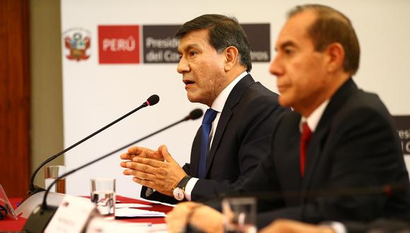 Ministro Carlos Morán señaló que la reorganización de los efectivos policiales continuará. (Foto: GEC).