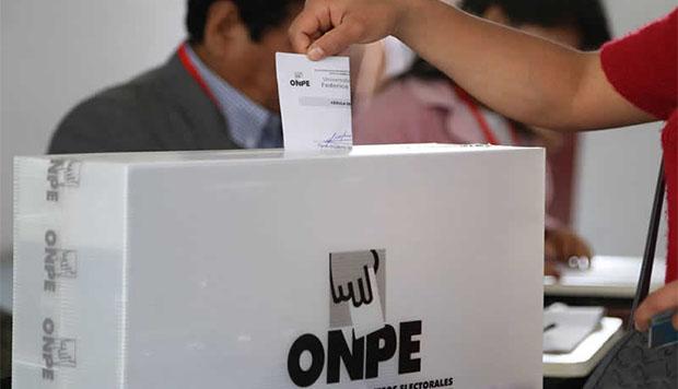 Para conocer el local de votación en los comicios del 7 de octubre, los electores deben ingresar su número de DNI. (Foto: Agencia Andina)