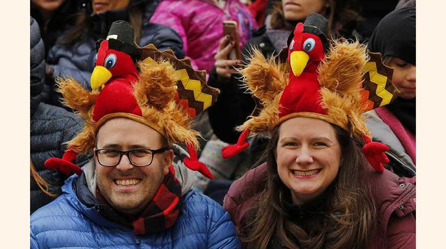 Macy’s ha desarrollado una app llamada ‘Macy’s Time Traveler’, con la que puedes tomarte selfies en los desfiles de los años 30s, 60s y 80s. Kule compara esta app con Pokémon GO. (Foto: AFP)