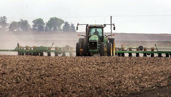 Cierre de plantas de etanol profundiza los problemas de agricultores de maíz en EE.UU.