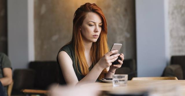 FOTO 3 | 3. Cada vez paso más y más tiempo en mi teléfono (Foto: iStock)