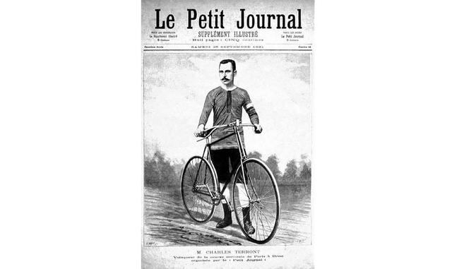 Charles Terront, con la primera bicicleta con neumáticos michelin en la portada de «le petit journal»