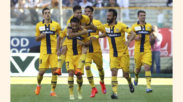 Parma: En quiebra porque no puede solventar deudas de unos US$ 85 millones. El club, que descenderá a la segunda del fútbol italiano, consecuencia de mantener impagos a sus futbolistas, ganó en los 90 ocho títulos internacionales. (Foto: Getty)
