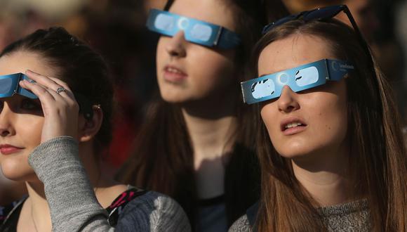 Conoce la lista de lugares por estado donde puedes conseguir gafas para eclipse gratuitas.