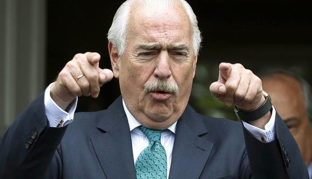 FOTO 7 | 7. Los niños ahora dicen que de grandes "quieren ser sicarios", Pastrana. El tema del narcotráfico fue uno de los más abordados por el expresidente colombiano, quien narró como fue secuestrado por Pablo Escobar. En su opinión, la corrupción y los narcos son los problemas más graves con los que hay que luchar con políticas de Estado. (Foto: AP)