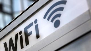 Ciberseguridad: ¿por qué no conectarse al Wifi de los centros comerciales?