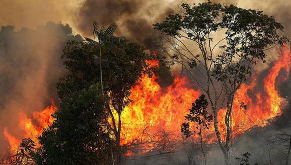 También se decidió enviar “nuevas brigadas militares y policiales”, además de voluntarios “en temas de salud” para frenar los incendios y atender a la población afectada, dijo Evo Morales.