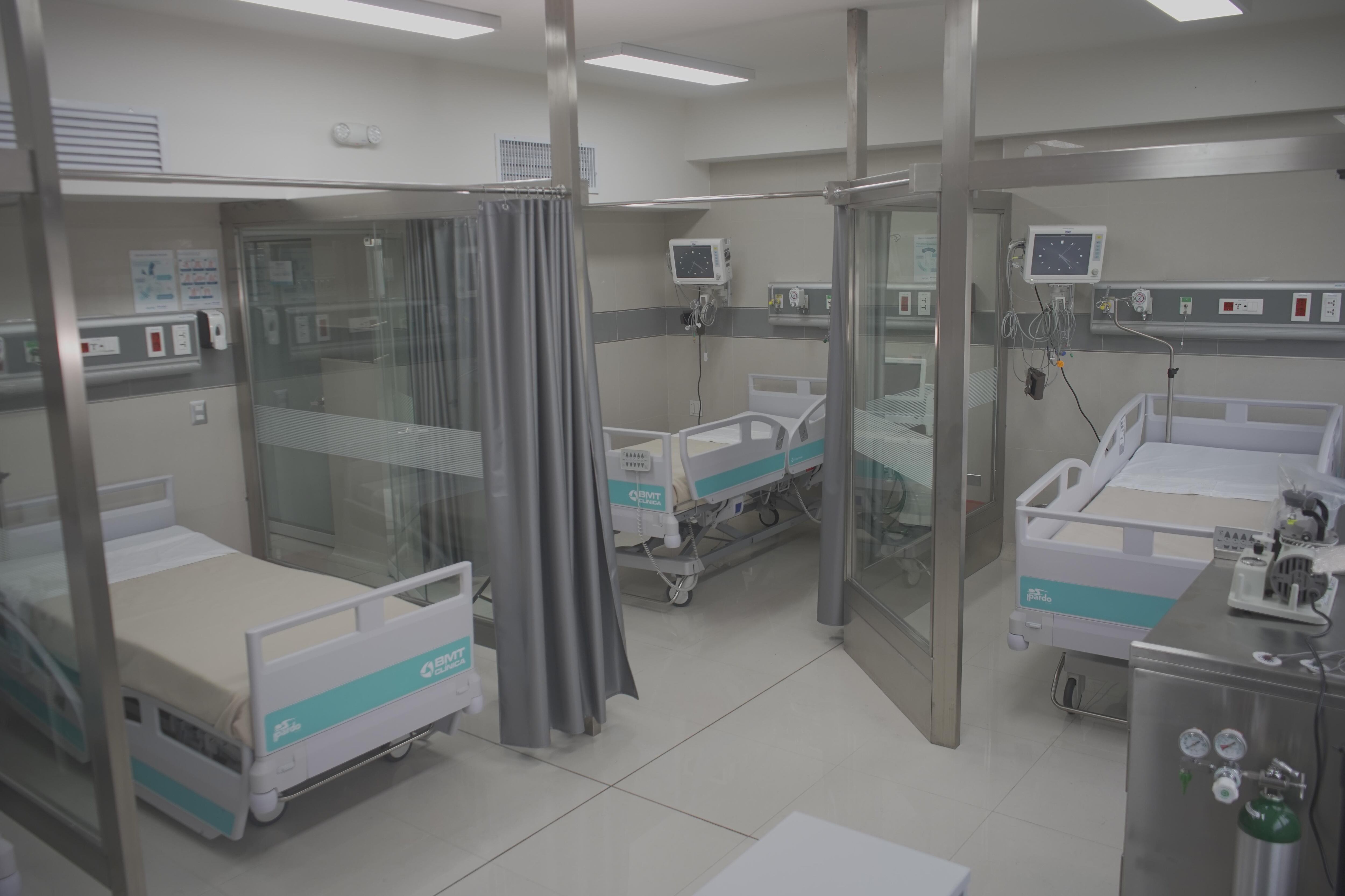 La clínica Auna Guardia Civil para pacientes con Covid-19 cuenta con 27 habitaciones para hospitalización.