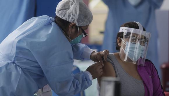 El sábado 10 y domingo 11 de julio se llevó a cabo la primera vacunatón en Lima y Callao. (Foto: GEC)