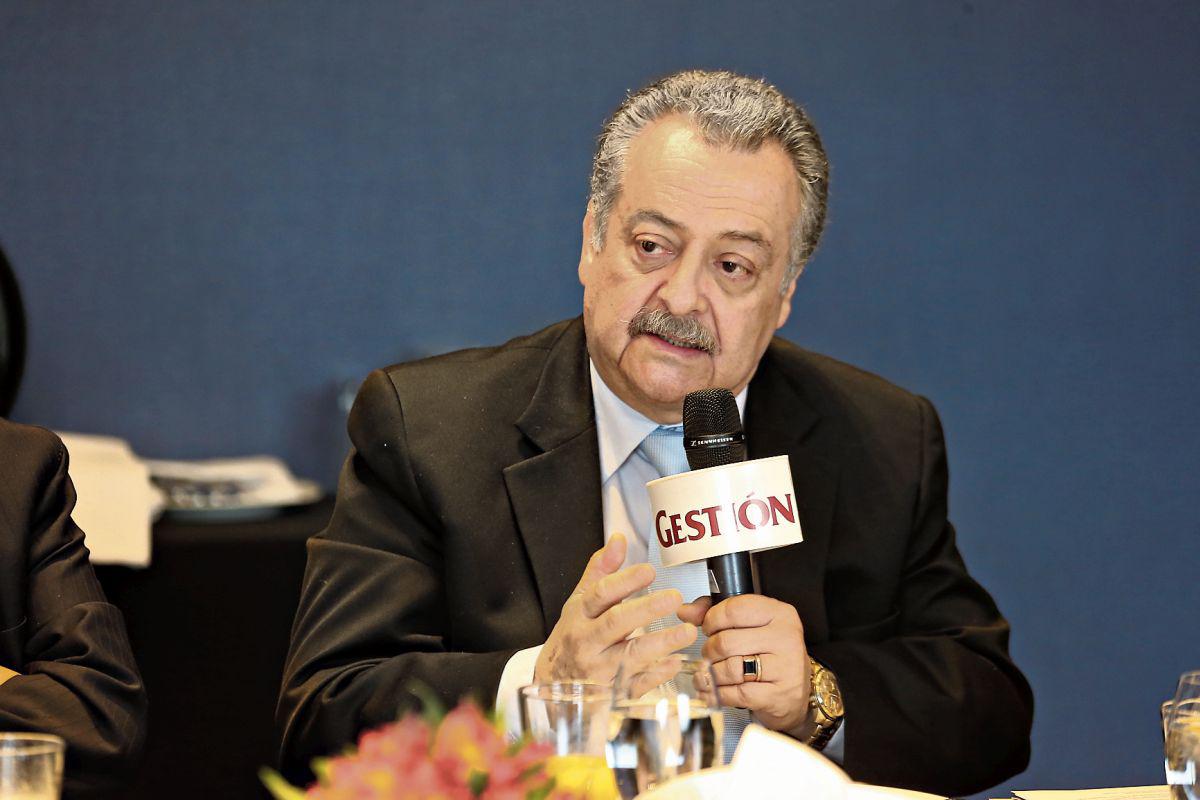 Alfredo Barredo, gerente general de Essalud (Foto: Manuel Melgar)