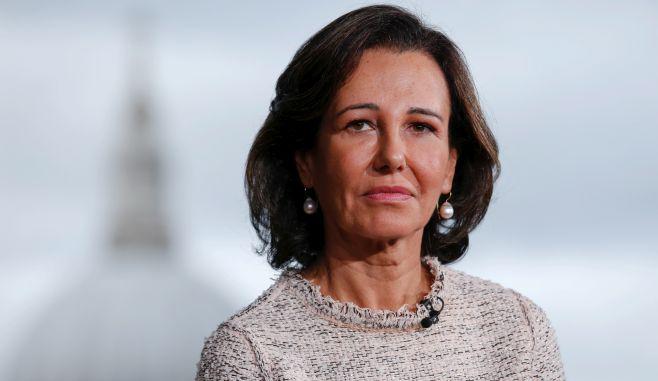 Fortune destaca el “progreso” conseguido desde que Ana Botín llegó a la presidencia del Santander en el 2014 para “reforzar el capital del banco, aumentar la vinculación de los clientes y digitalizar las plataformas”.