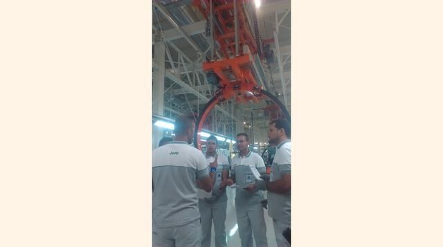 La factoría de Fiat Chrysler en Brasil cuenta con 700 robots y con una superficie de 260.000 metros cuadrados. (Foto: Josimar Cóndor)