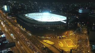 Perú al repechaje: la espectacular salida de la hinchada peruana tras el partido vista desde un drone