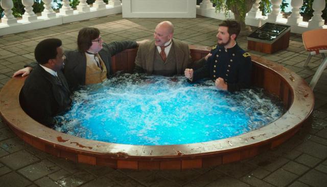 Jacuzzi al Pasado 2 – (Paramount Pictures). Metro-Goldwyn-Mayer no midió las consecuencia de lo mal que le podía ir con esta secuela, pero igual se animó por darle mucho respaldo. IMDb estima que la producción necesitó unos 14 millones de dólares, pero en