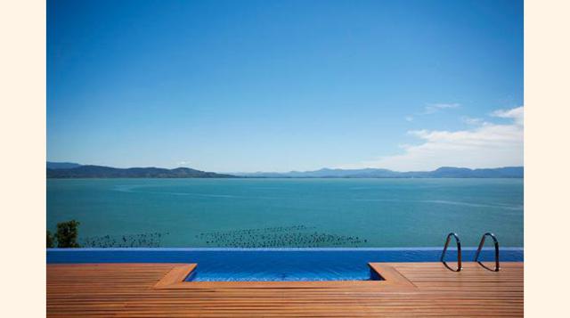 1. Ponta dos Ganchos Exclusive Resort. Governador Celso Ramos, Brasil. &quot;Este es el lugar si quieres disfrutar de la naturaleza y de la playa, gran servicio, y mucha paz&quot;.