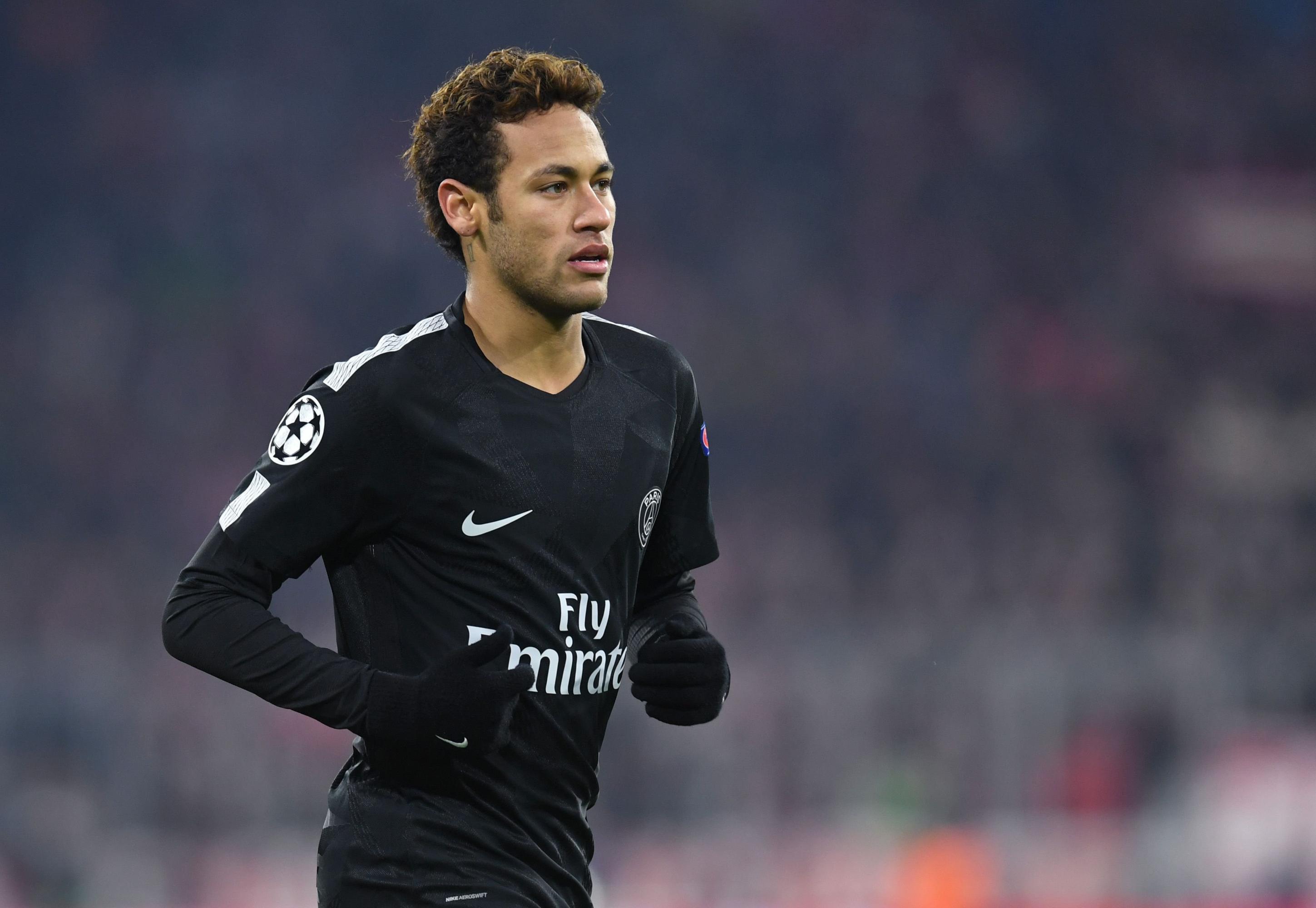 FOTO 1 | Neymar, del Barcelona al París Saint-Germain en 2017 por 222 millones de euros. (Foto: afp)