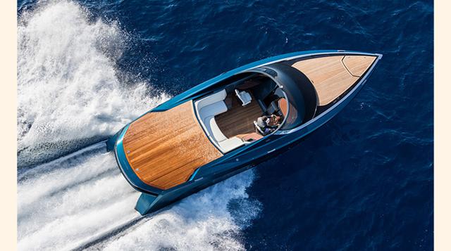 Aston Martin. En colaboración con Quintessence Yachts, un constructor de barcos de los Países Bajos, Aston Martin presentó el año pasado su primera lancha de lujo de 37 pies de eslora en el Monaco Yacht Show. (Foto: Megaricos)