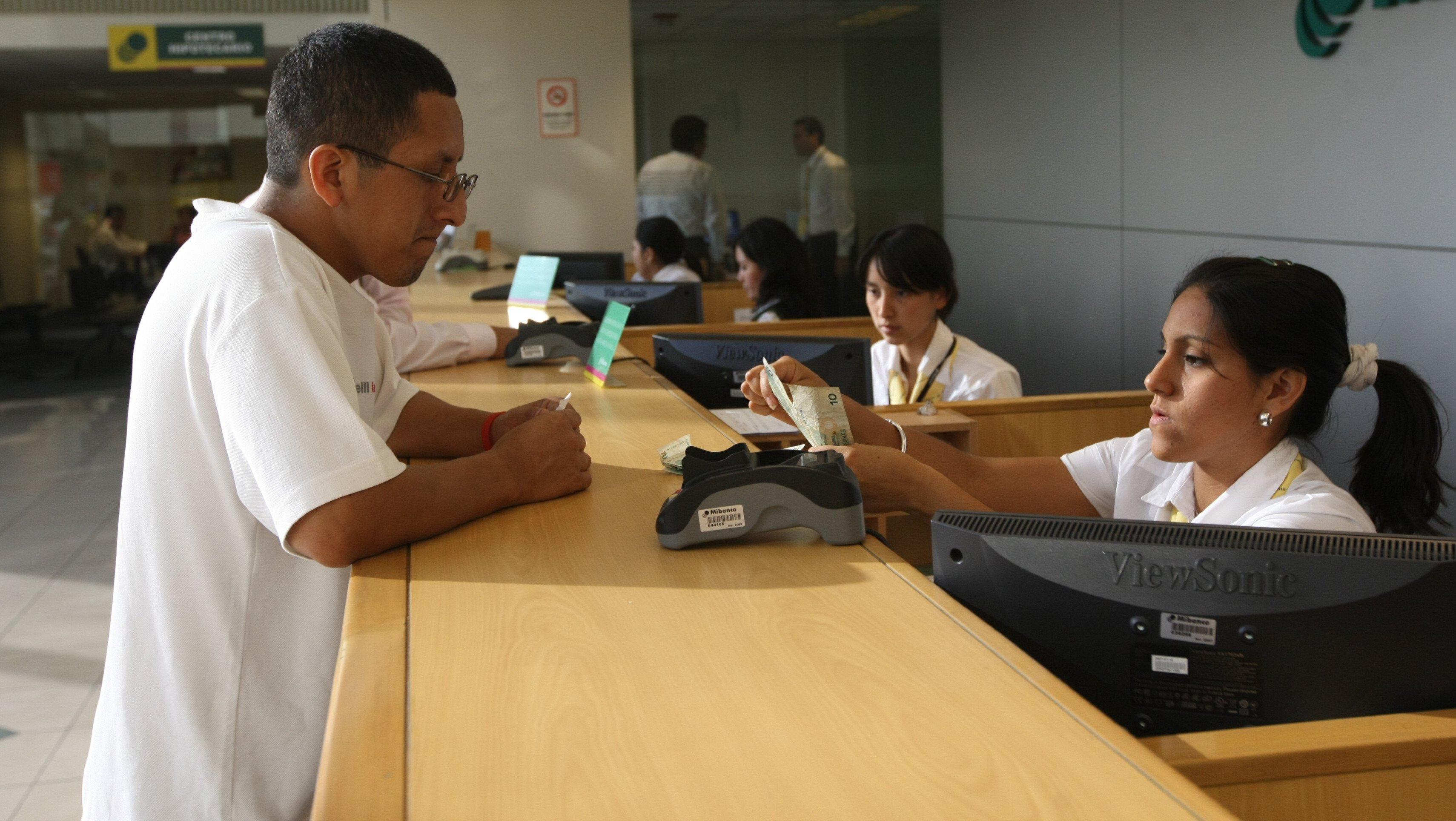 Existe la posibilidad de que una persona pueda mejorar su calificación negativa  mediante un endeudamiento responsable. (Foto: GEC)