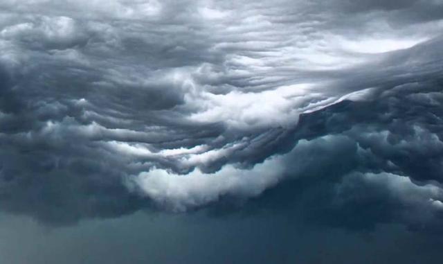 Asperitas: Asemeja a la superficie rugosa del mar vista desde abajo. (Foto: nauticalnewstoday)