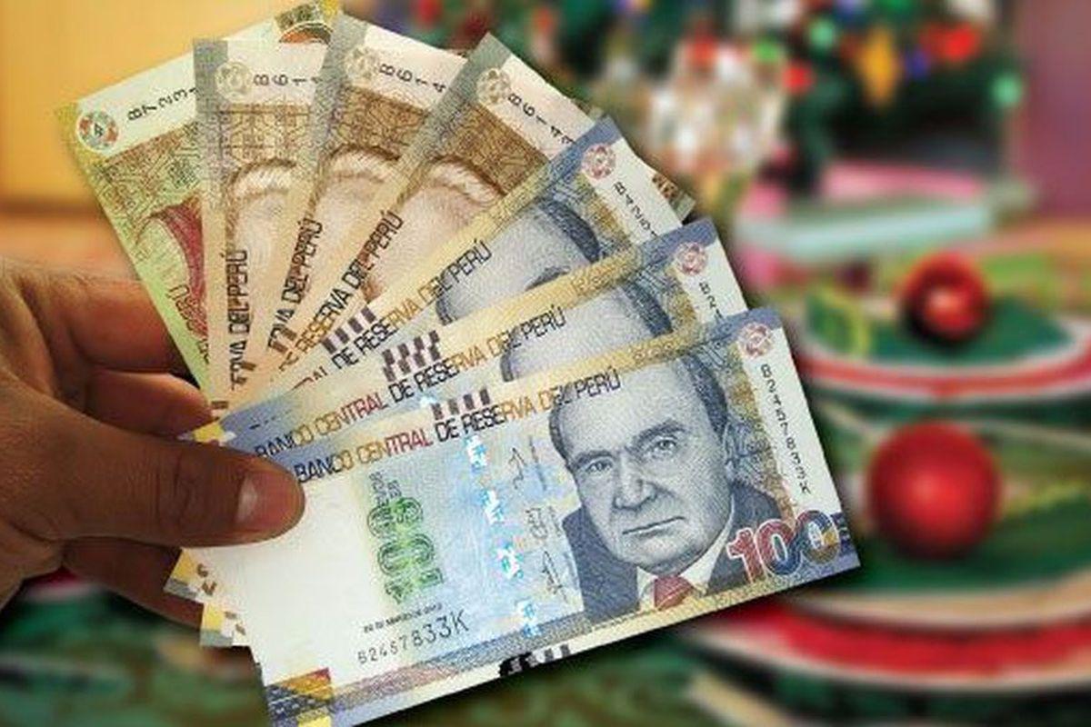 La gratificación equivale a un sueldo mensual libre de descuentos, más una bonificación extraordinaria del 9% adicional.