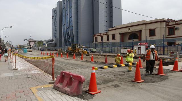 Impulso fiscal. El plan de gobierno de PPK propone cambiar la Ley de Fortalecimiento de la Responsabilidad y Transparencia Fiscal de tal manera que permita llegar hasta un déficit máximo del 3% con el compromiso de volver al déficit que obliga esta ley en