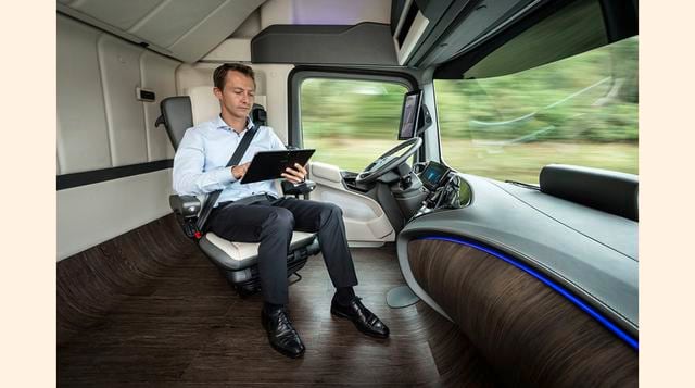 Una vez que el piloto automático toma el control, el camión es 100% seguro, pues elimina muchos defectos de los pilotos humanos. (Foto: Mega Ricos)