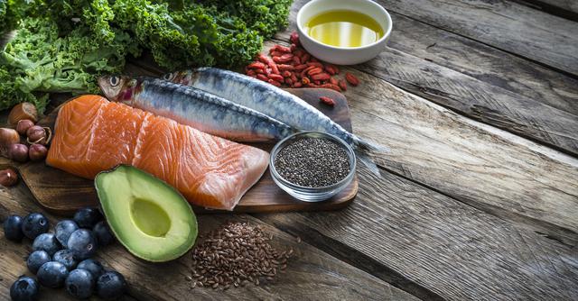 FOTO 3 | 3. Incluye ácidos grasos omega 3 (Foto: iStock)