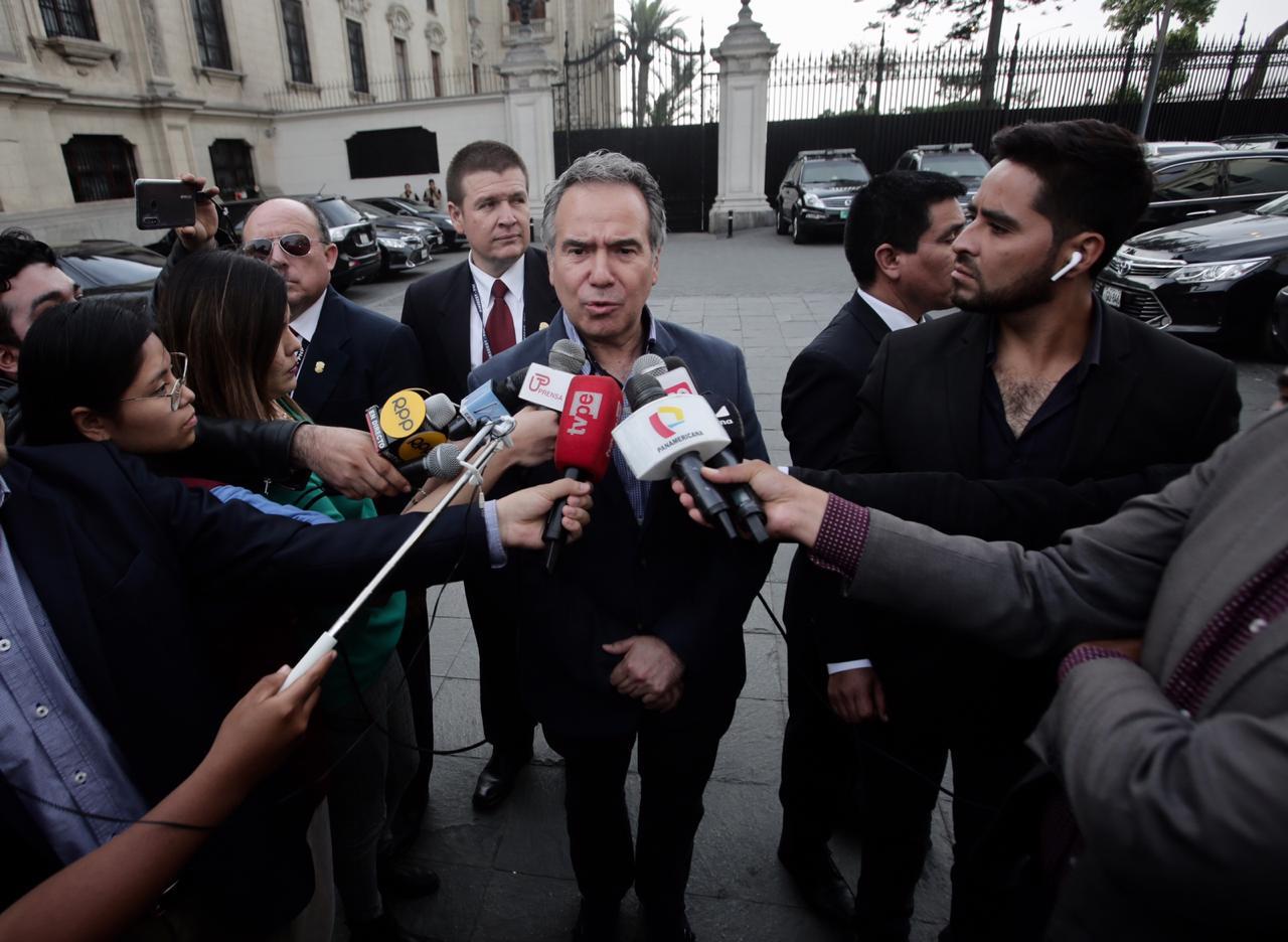 Francisco Petrozzi ha señalado que la salida de Hugo Coya del cargo fue una decisión suya. (Foto: GEC)