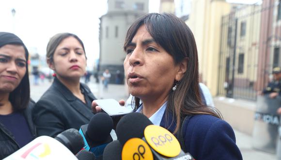 Giulliana Loza, abogada de Keiko Fujimori, calificó la decisión del juez Richard Concepción Carhuancho como "arbitraria y abusiva". (FOTO: USI)