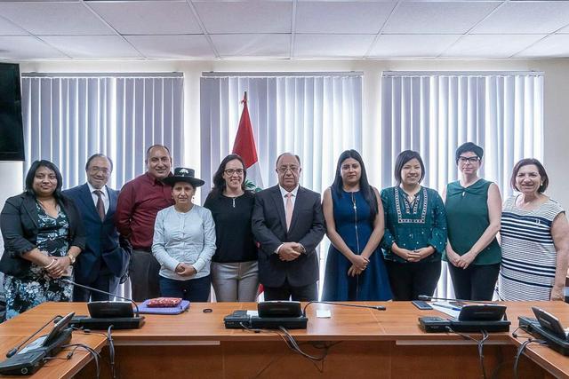 La comisión de reforma política se reunió con las bancadas del Congreso para obtener su opinión antes de elaborar sus propuestas. (Foto: Difusión)