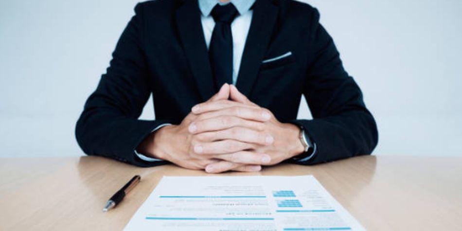 Los reclutadores no tienen en mente su mejor interés. Al final del día, están trabajando en nombre de sus empresas o clientes de la empresa. (Foto: iShock)