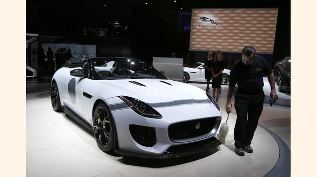 El 2016 Jaguar F-Type Proyecto 7 convertible en el Auto Show de Los Angeles. (Foto: Reuters)